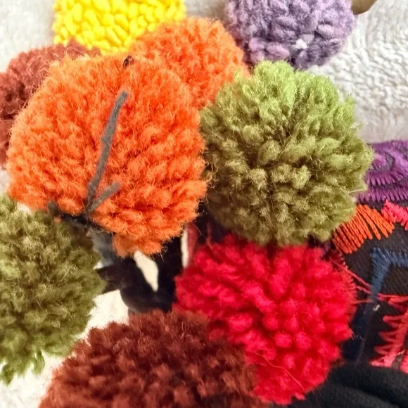 Disney Parks x Lumily | Handmade Embroidered Boho Tassel Bag – Thailand - Picture 9 of 10